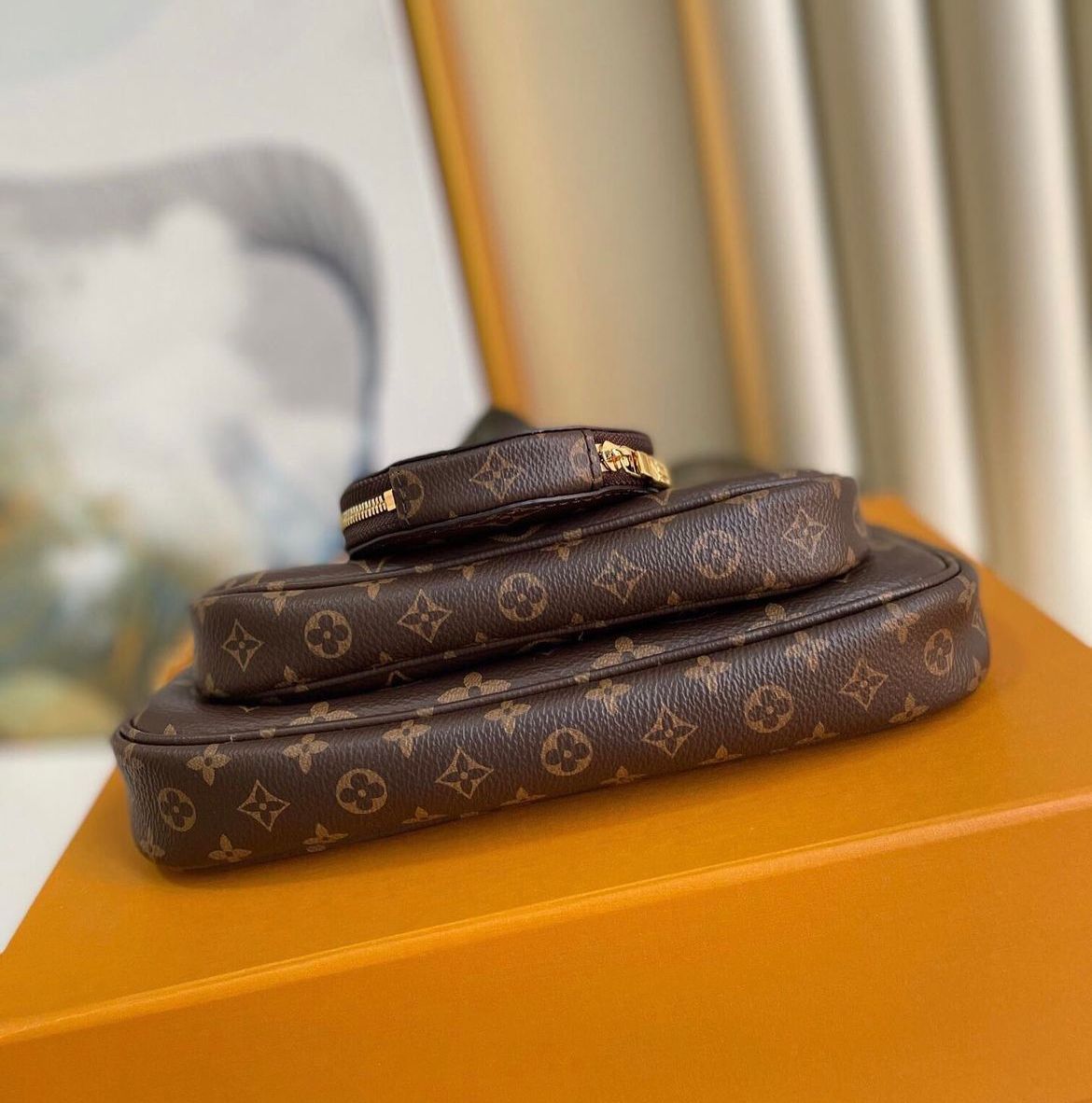 LV Multi Pochette Accessoires in Tela Monogram Verde Kaki