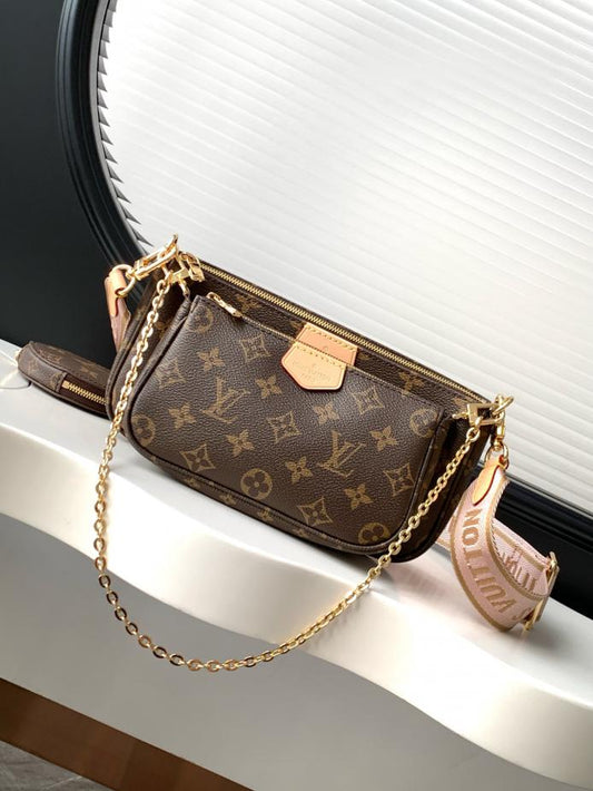 LV Multi Pochette Accessoires in Tela Monogram - Rosa