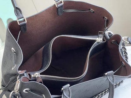 LV tote nera