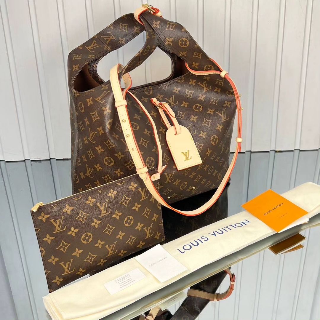 LV Atlantis