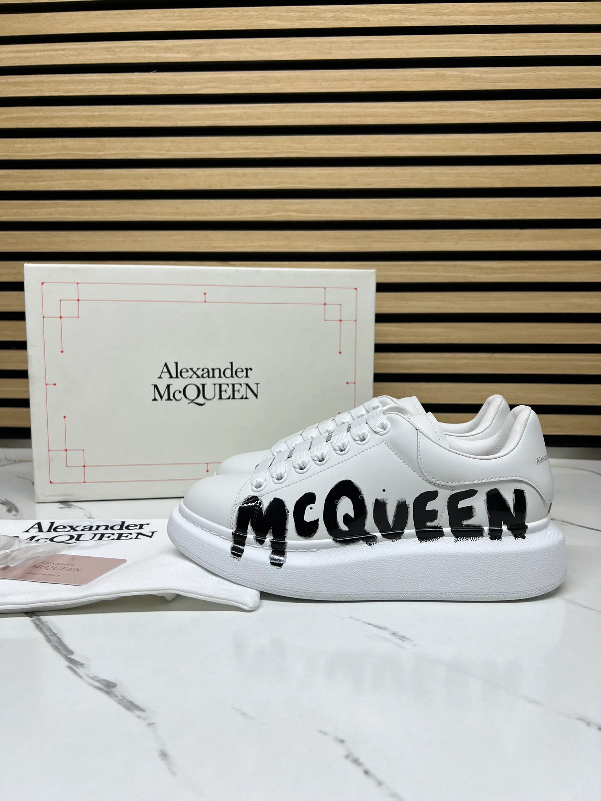 Alexander Mcqueen Graffiti Bianca