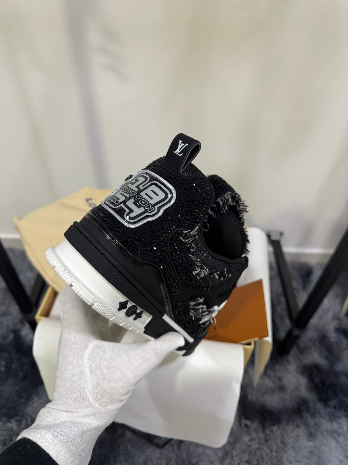 Sneakers LV Skate Nera/Bianca Crystal