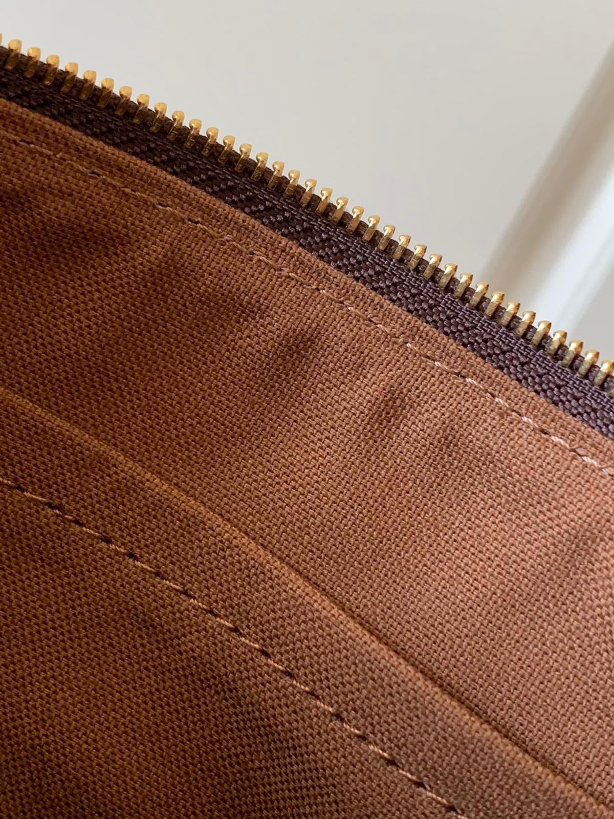 Louis Vuitton Pochette Accessoires NM in Tela Monogram