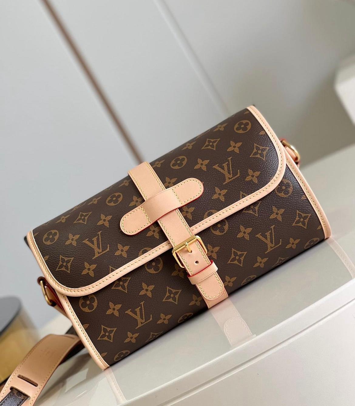 Louis Vuitton Borsa Messenger in Pelle Monogram Empreinte