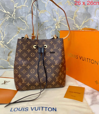 Borsa LV 004