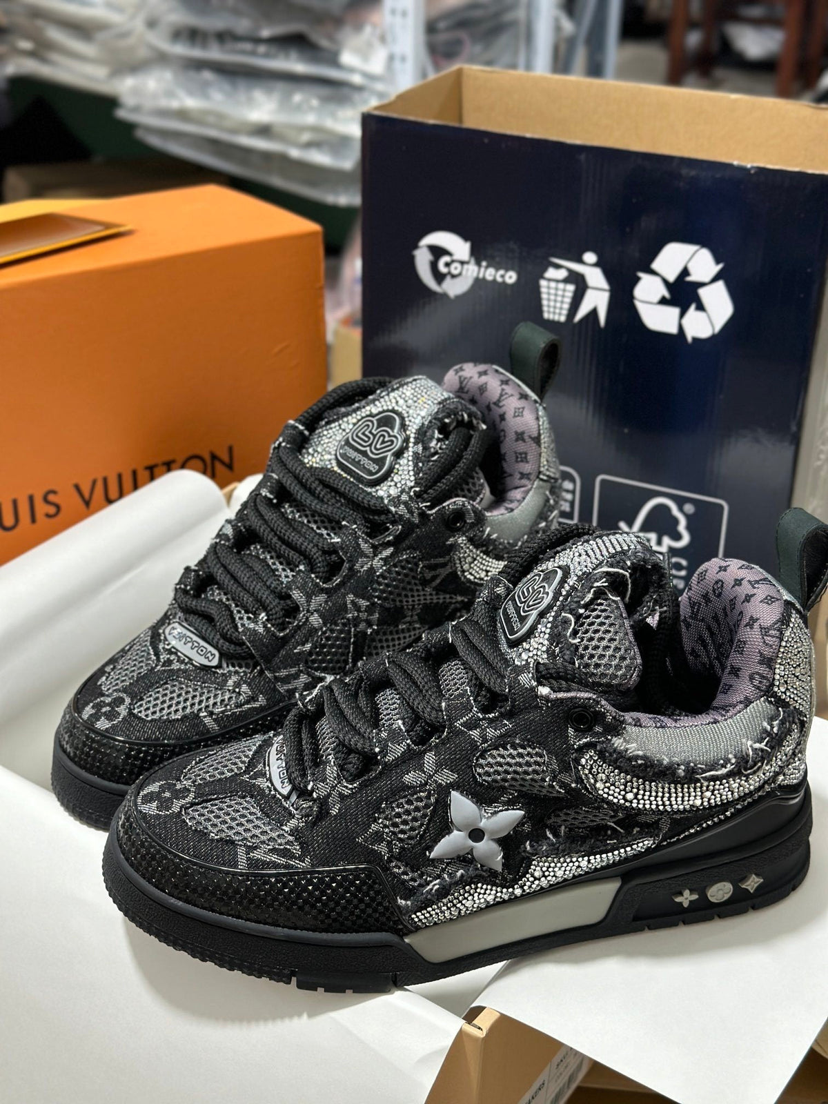 Sneakers LV Skate Swarovski