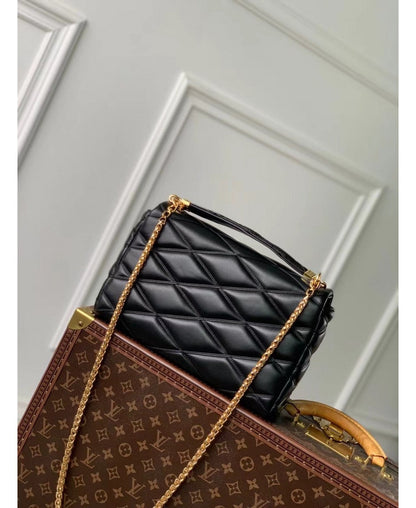 Louis Vuitton GO-14 GM in Pelle Trapuntata - Nero