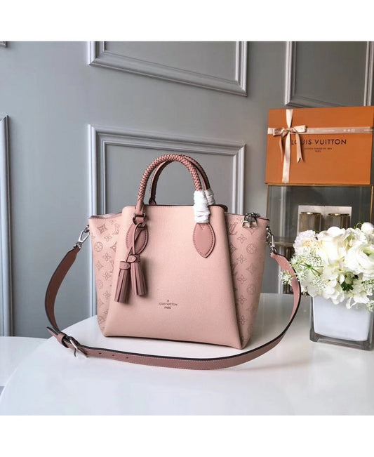 LV Borsa Haumea in Pelle Traforata Mahina - Rosa Magnolia