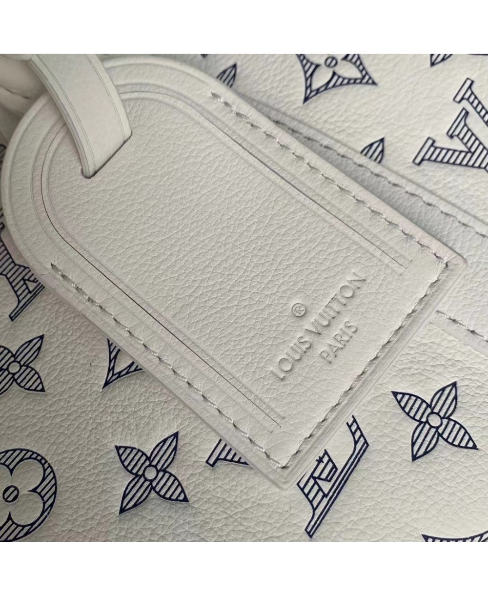 LV Keepall Bandoulière 50 in Pelle Monogram Shadow - Bianco e Blu Navy