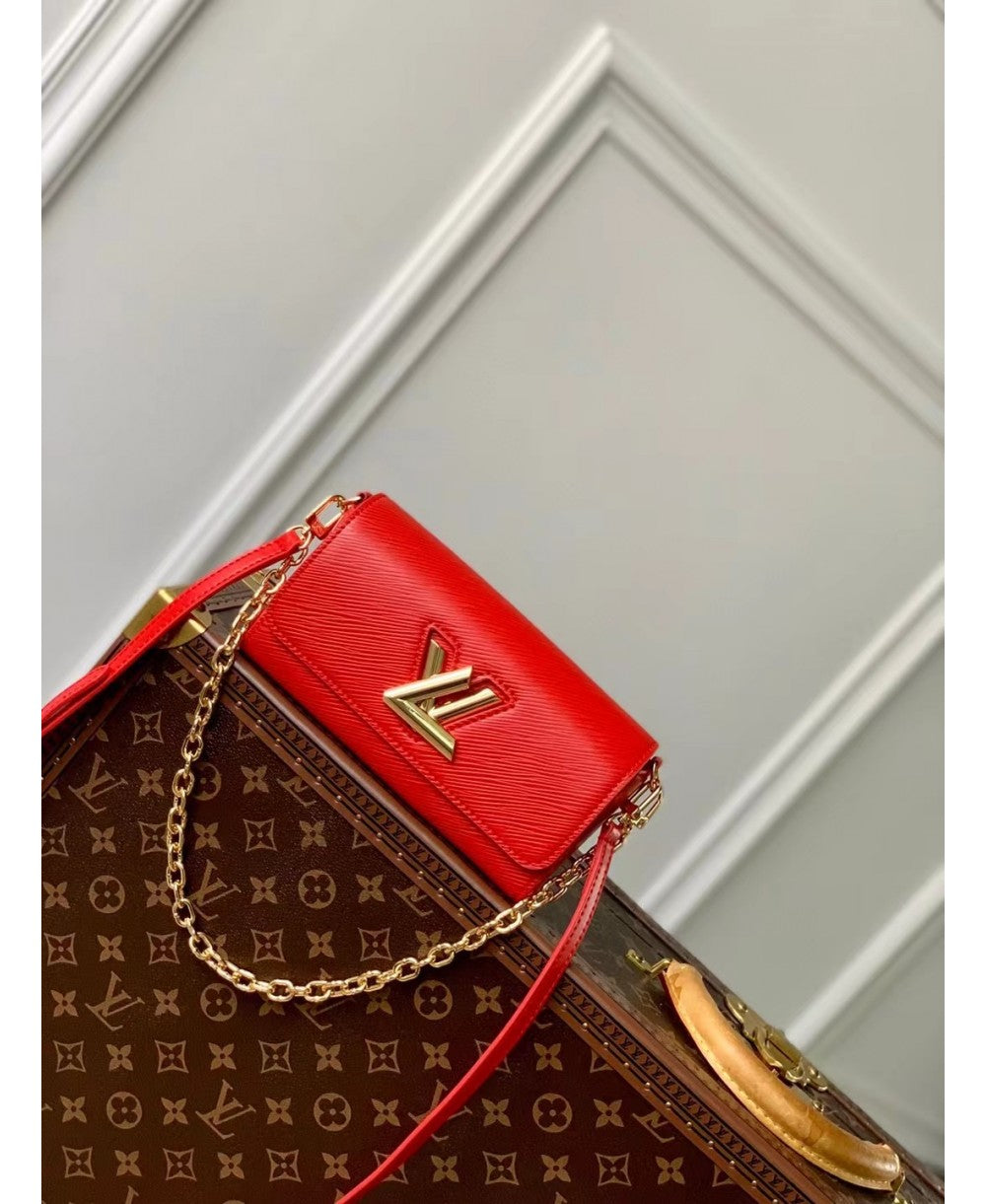 Louis Vuitton Pochette Twist West in Pelle Epi - Rosso