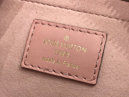 LV Petite Malle Souple