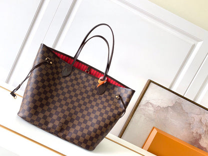 LV Neverfull MM in Tela Monogram - Rosso Ciliegia