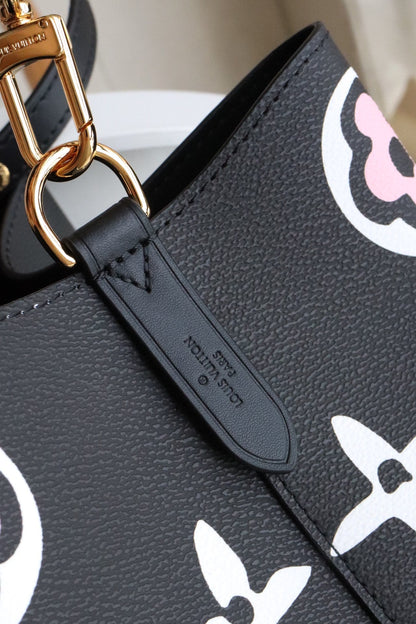 Louis Vuitton NéoNoé in Tela Monogram - Nero